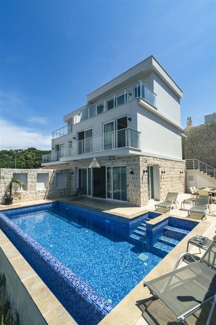 Villa Kanyon Nova — 3