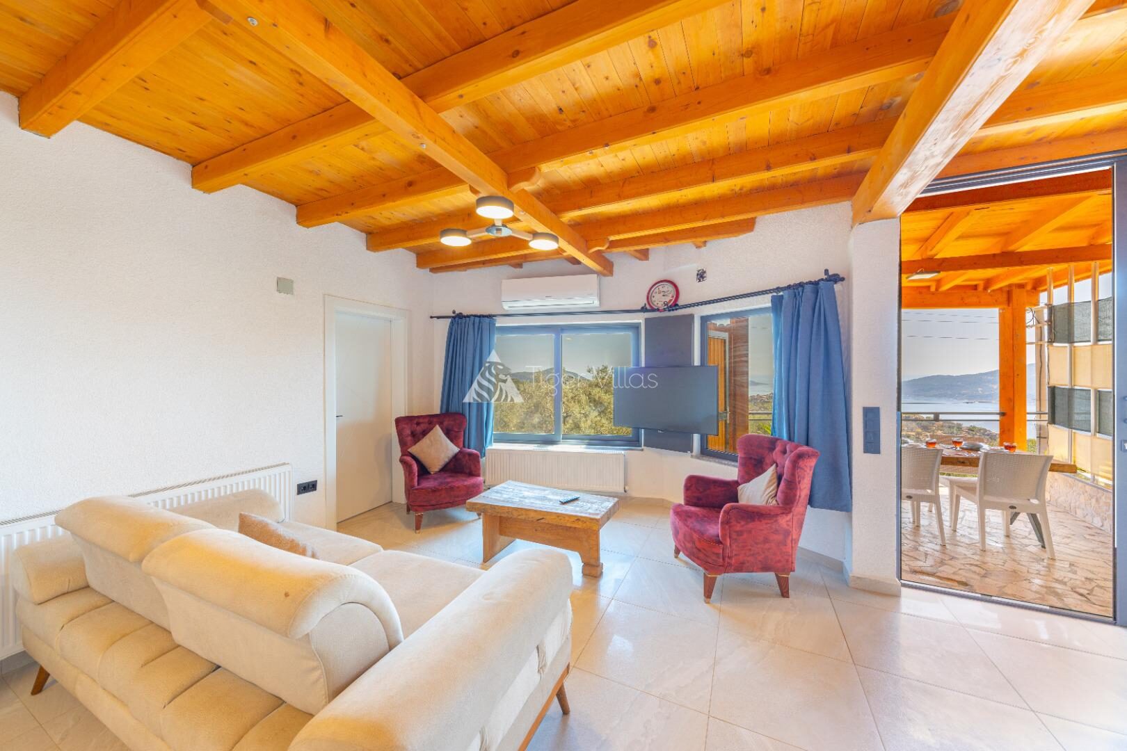 Villa Dacron — 25