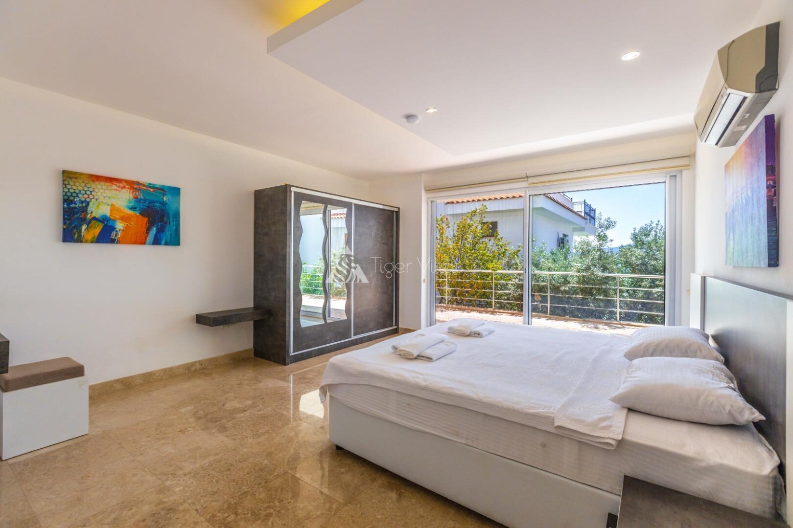 Villa Everes — 38