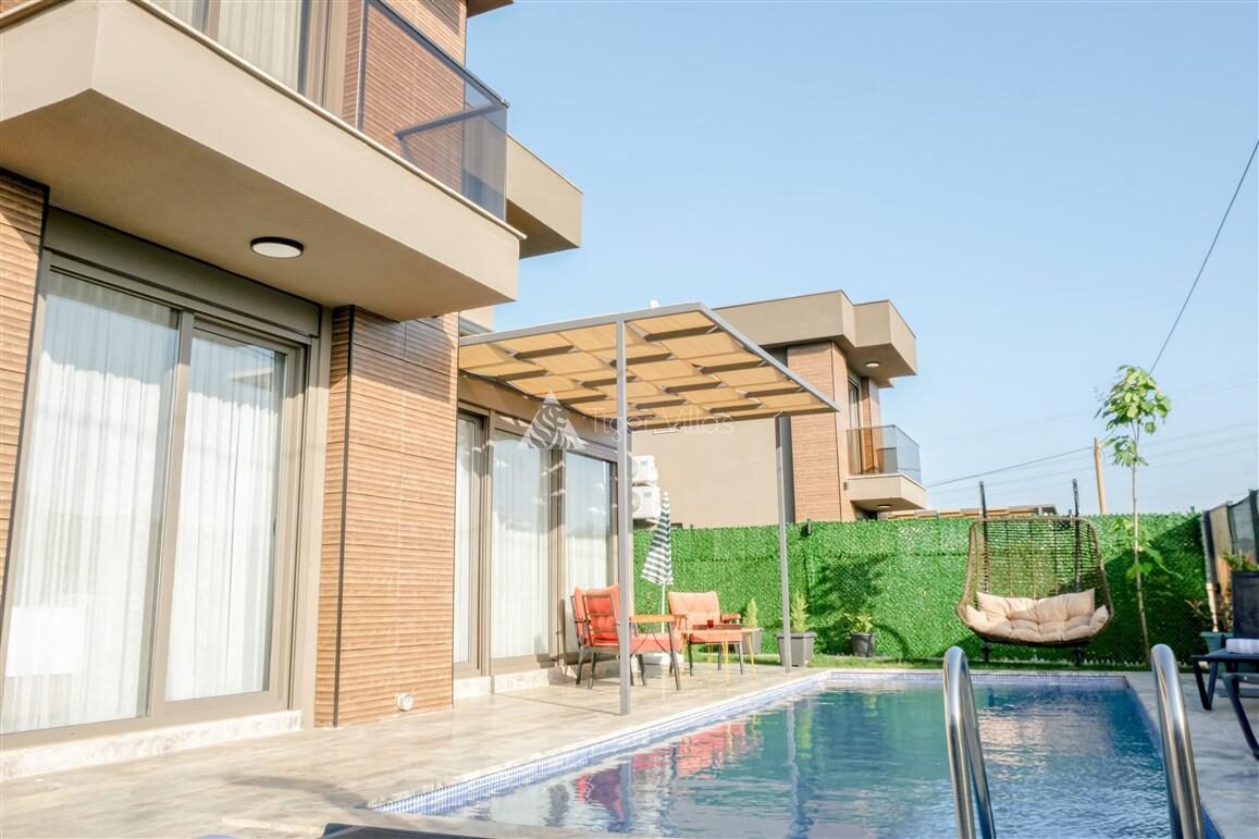 Villa Taliam — 12