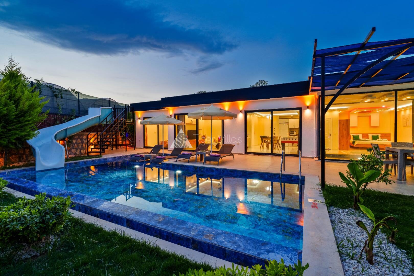Villa Elena 1 — 13