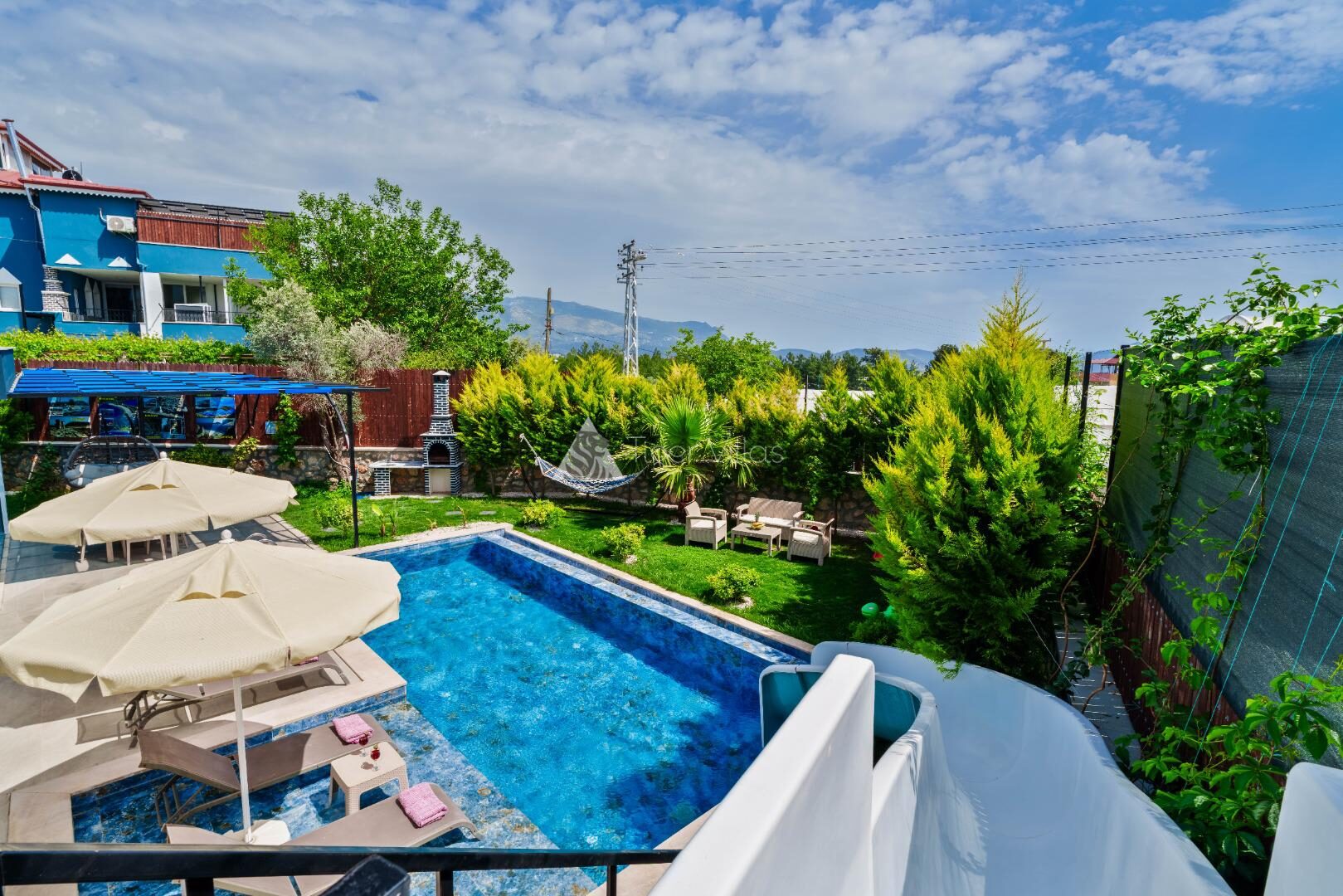 Villa Elena 1 — 18