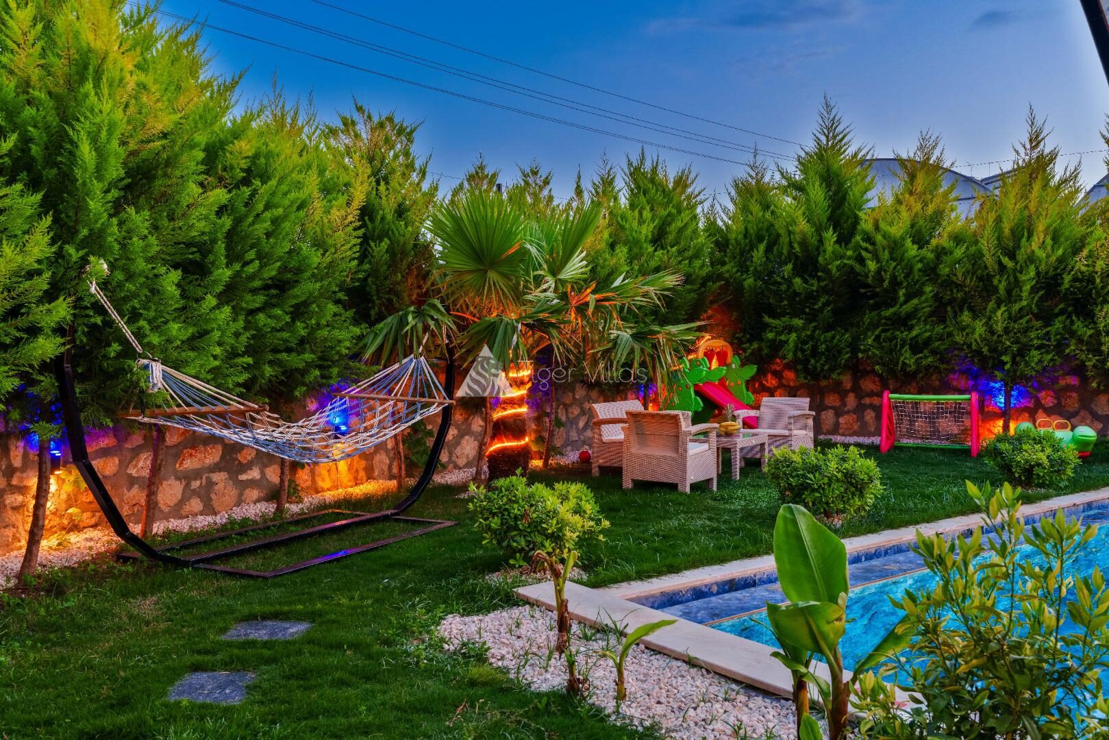 Villa Elena 1 — 25
