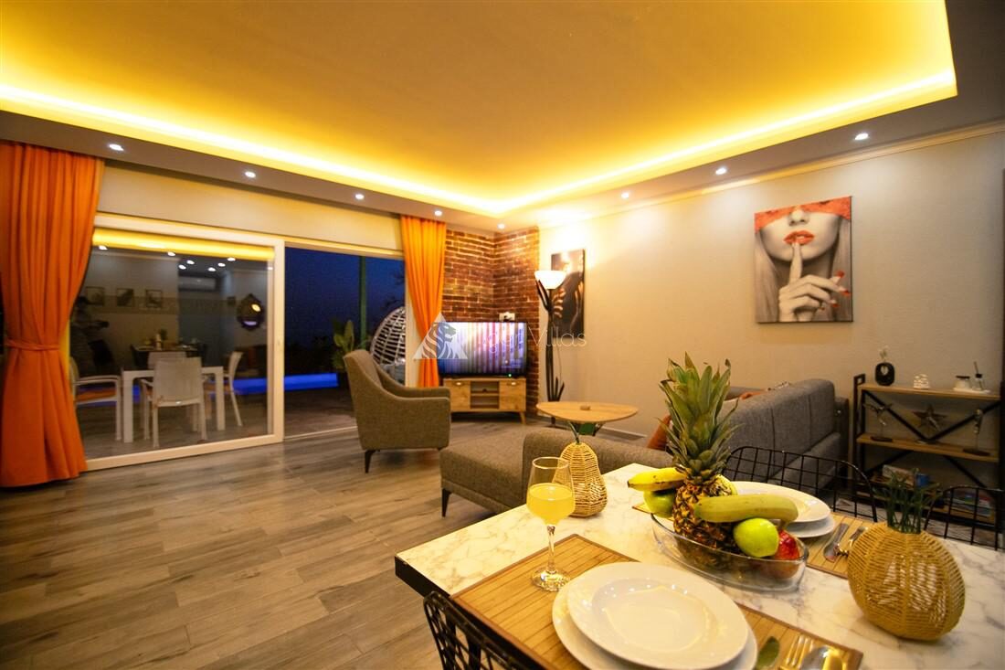 Villa Petra — 36