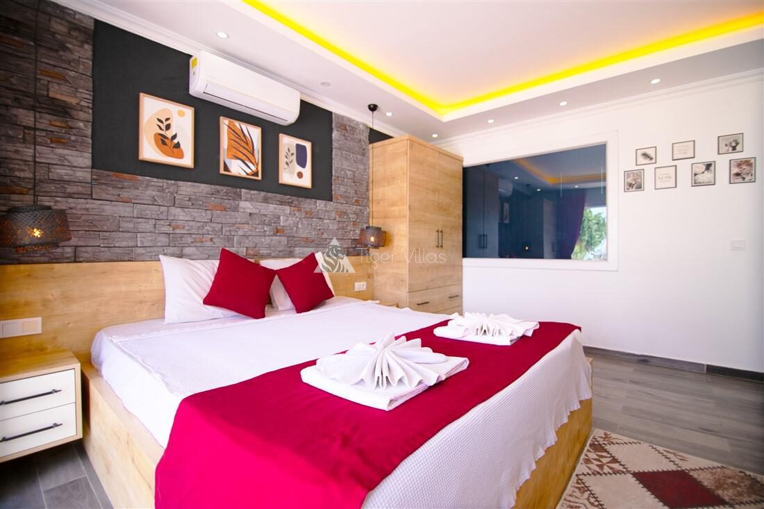 Villa Petra — 37