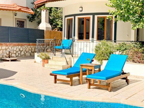 Villa Nisan — 4