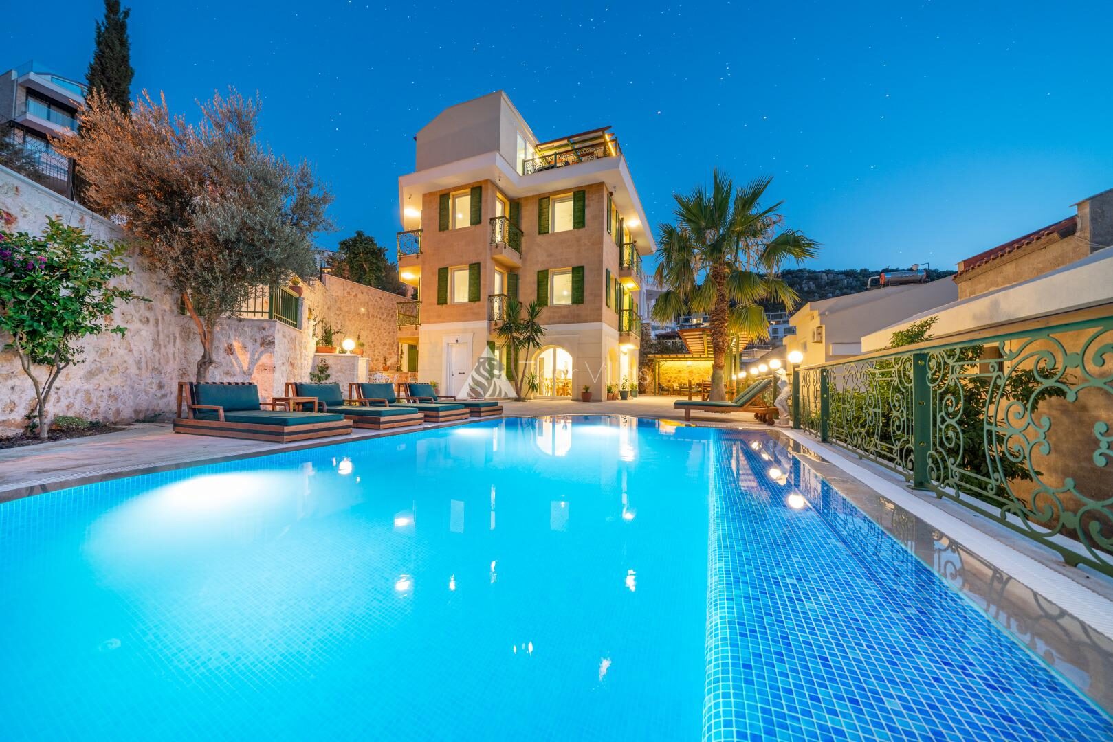Villa Grande — 1