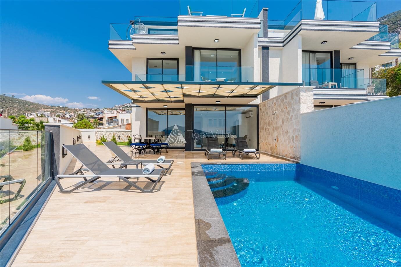 Villa Dicle — 1