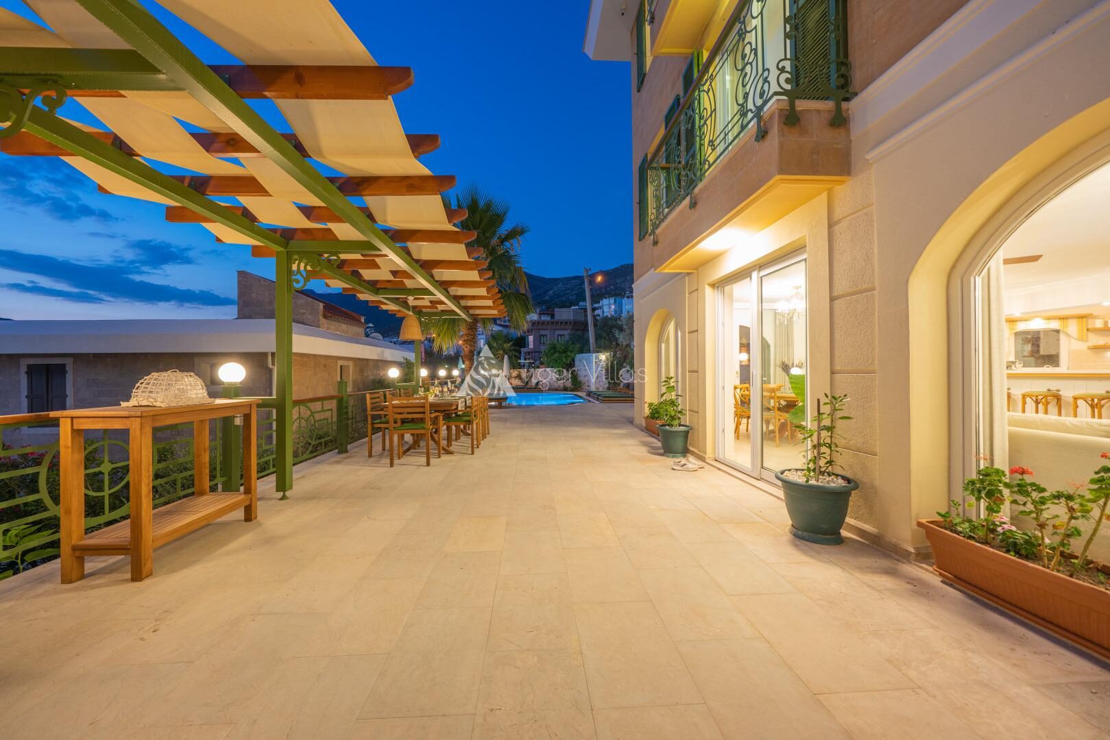 Villa Grande — 4