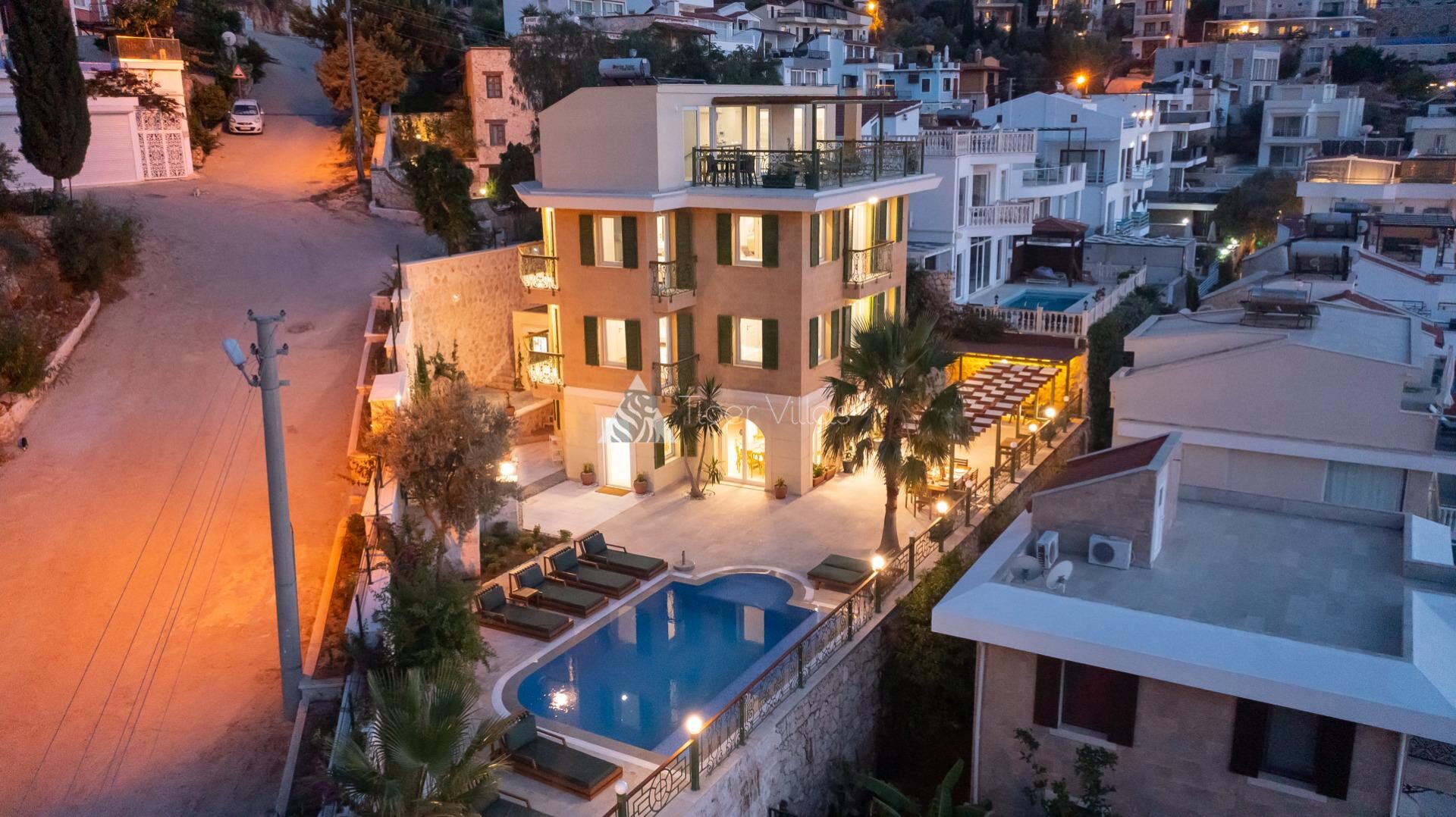 Villa Grande — 9