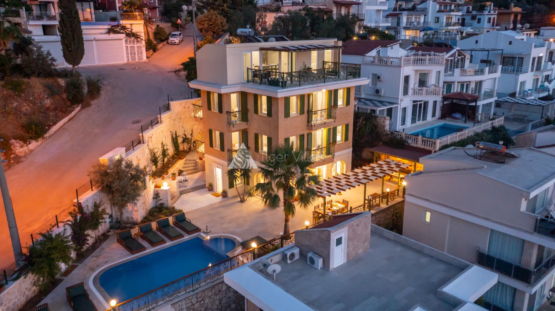 Villa Grande — 13