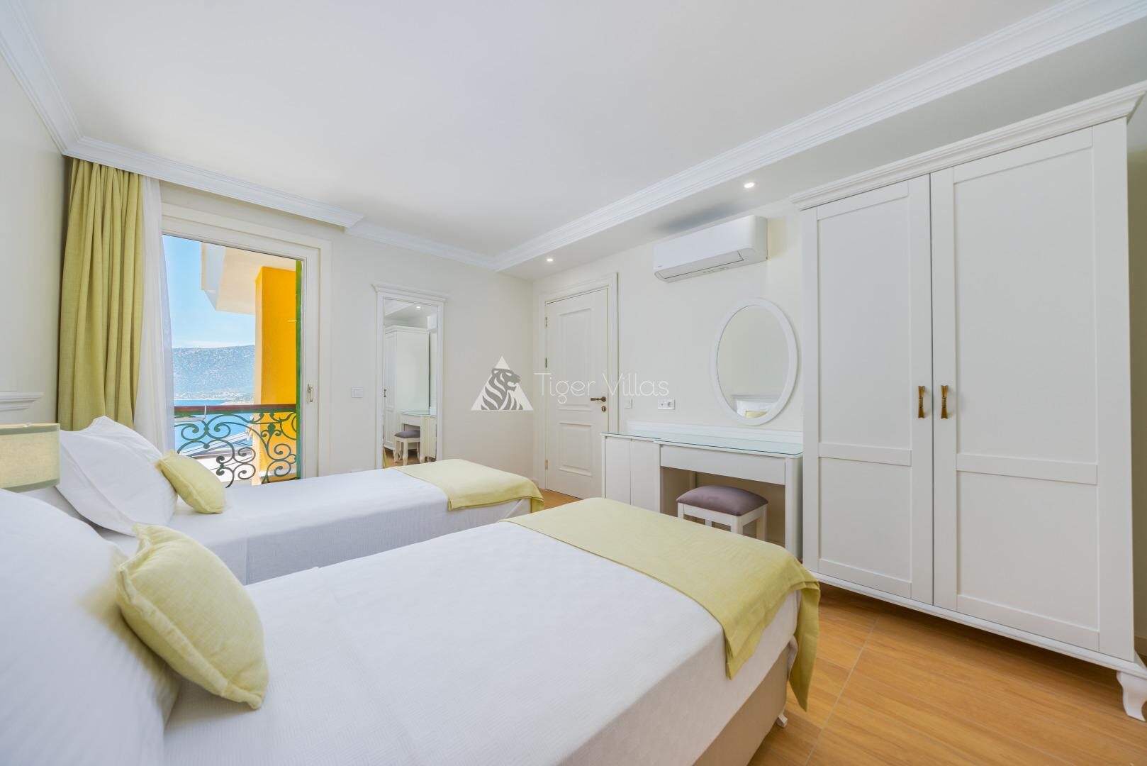 Villa Grande — 65