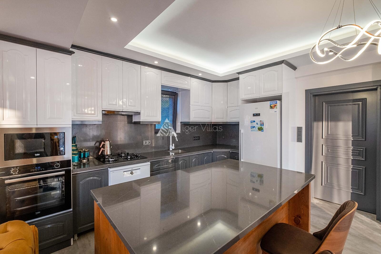 Villa Esma Sultan — 4