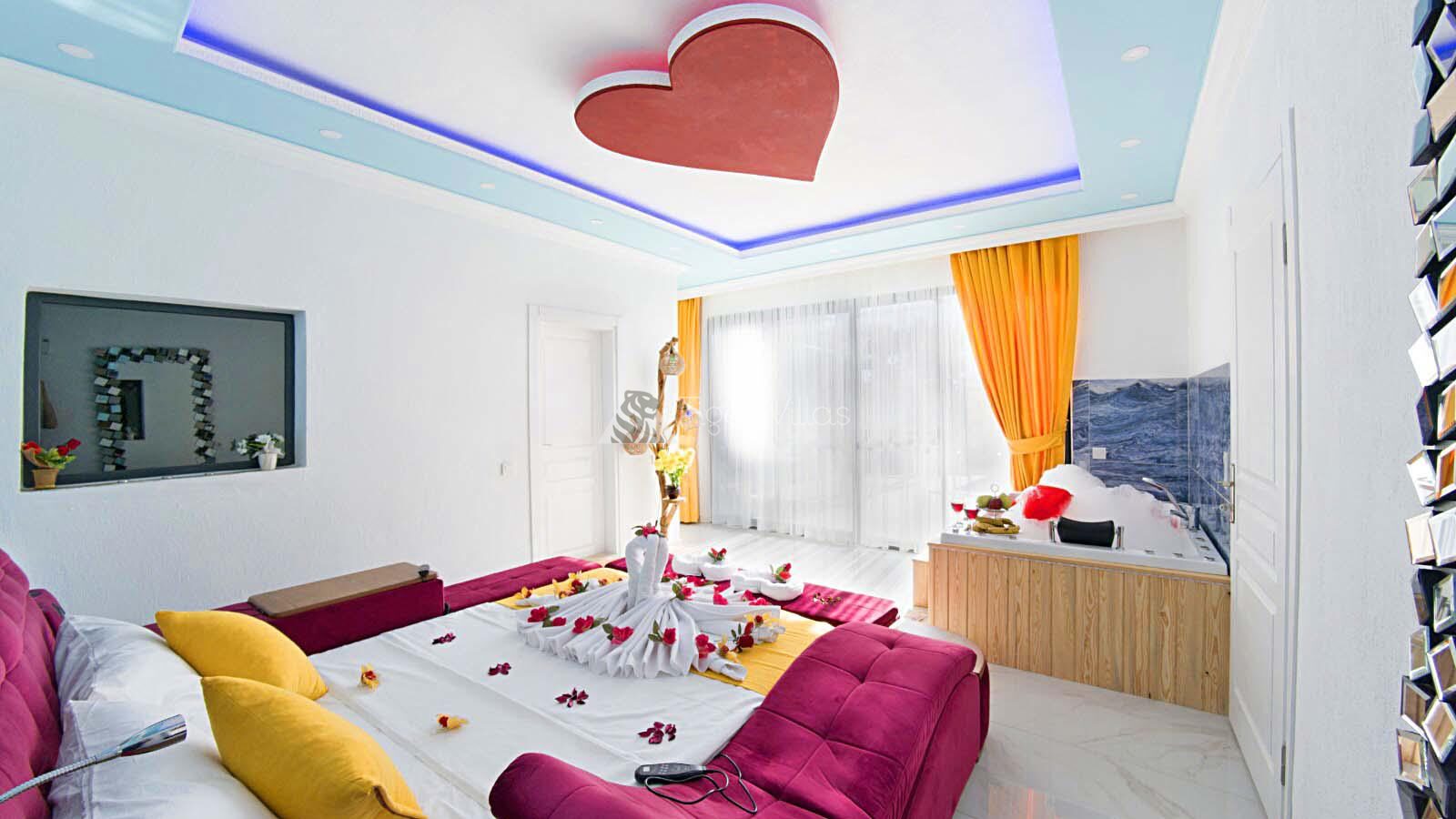 Villa Elif Üzümlü — 14