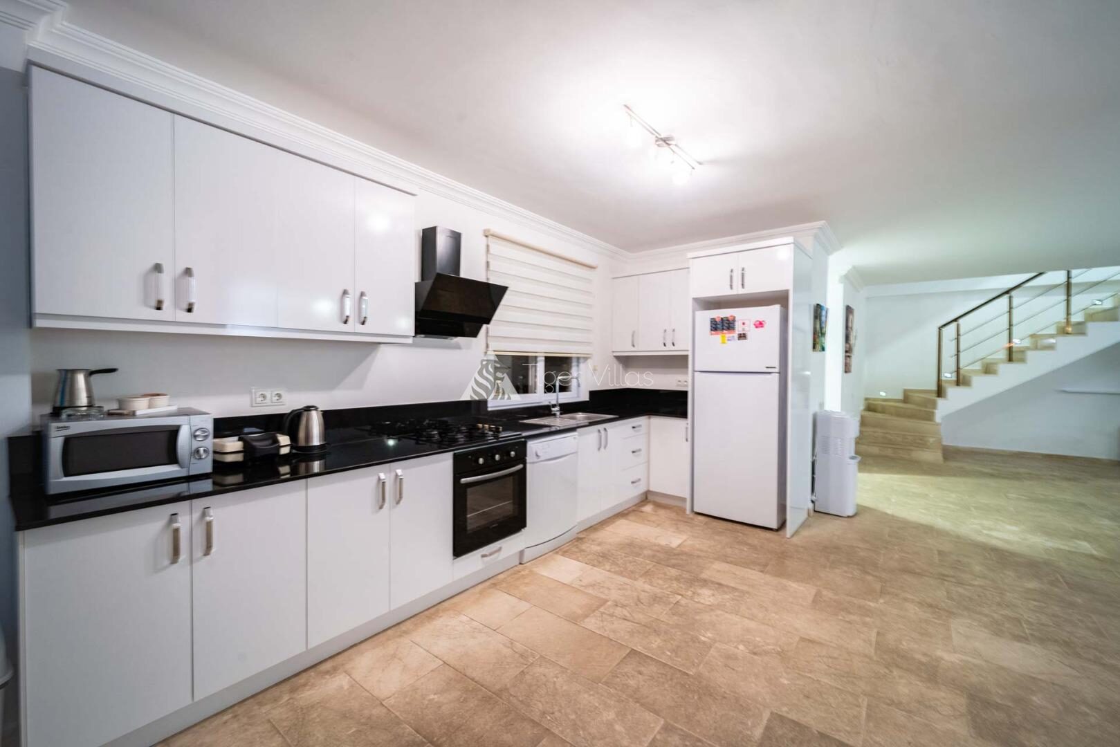 Villa Visos – villa for rent in Kızıltaş