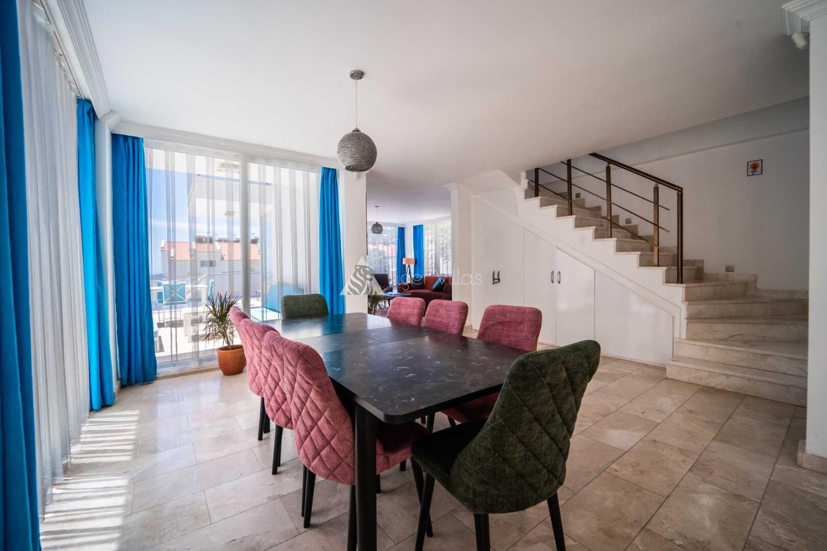 Villa Trios — 21
