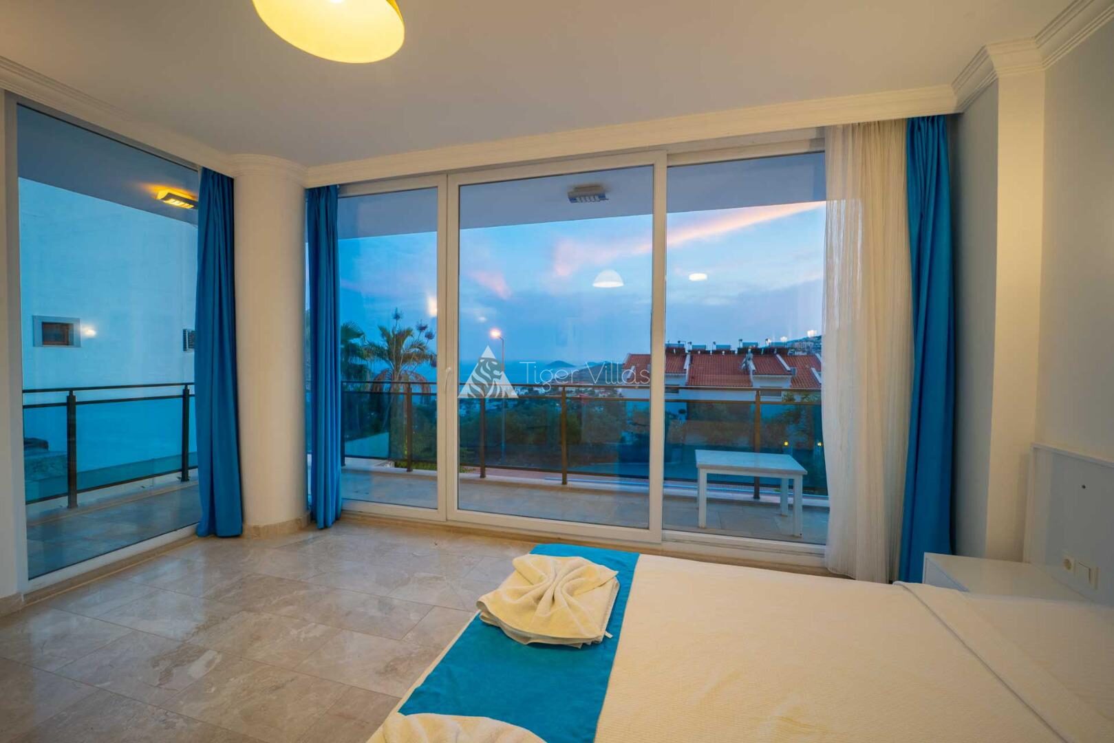 Villa Trios — 25