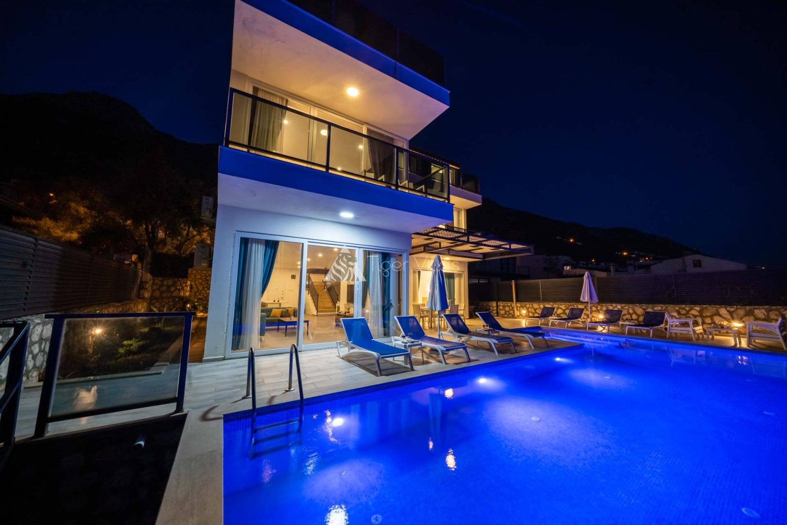 Villa Platos — 34