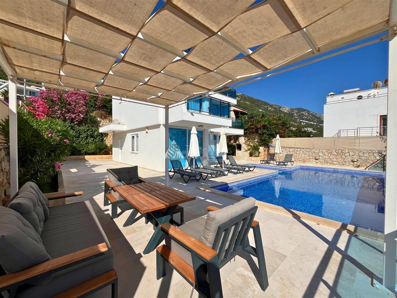 Villa Visos – villa for rent in Kızıltaş