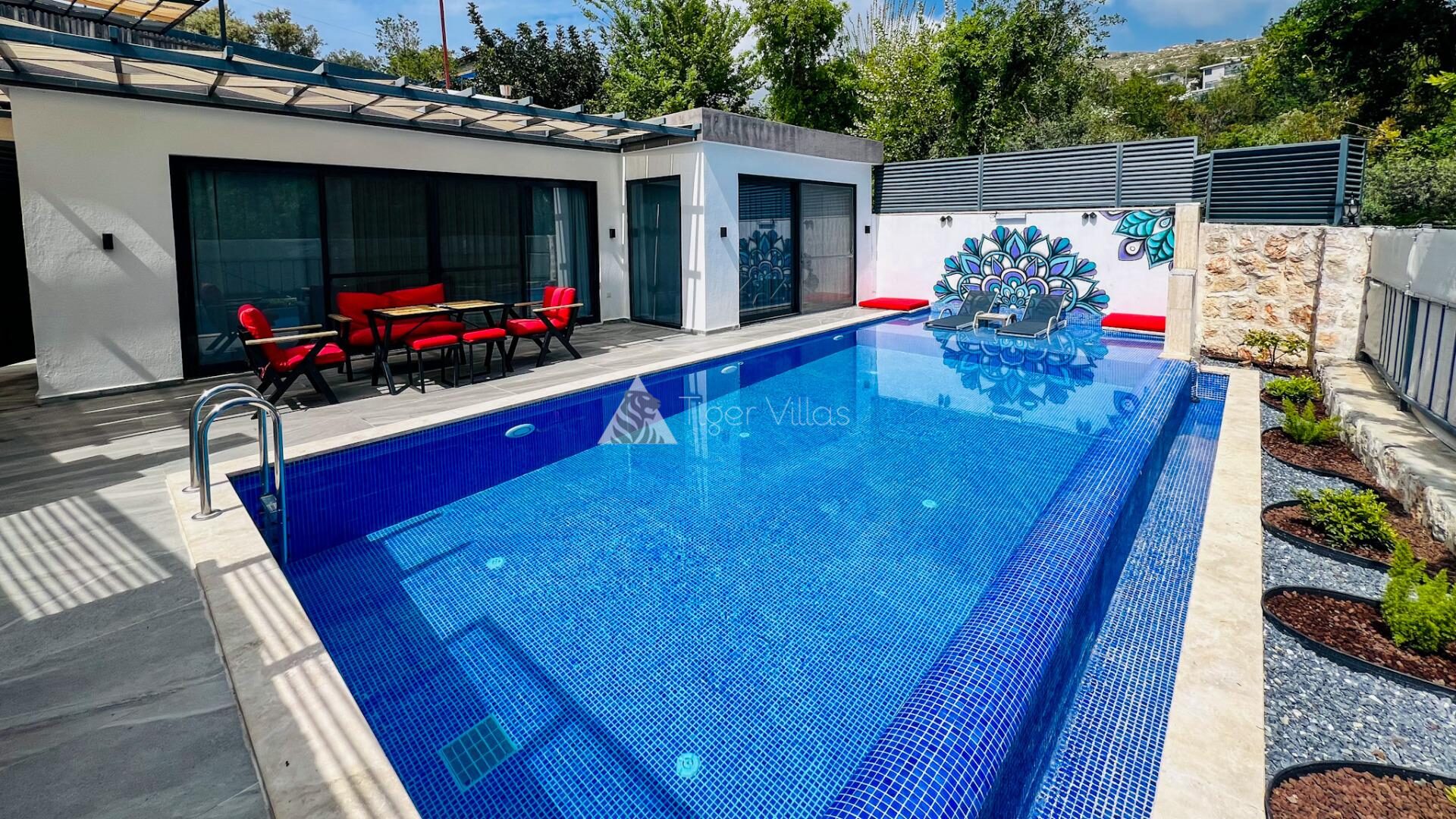 Villa Lantana — 1