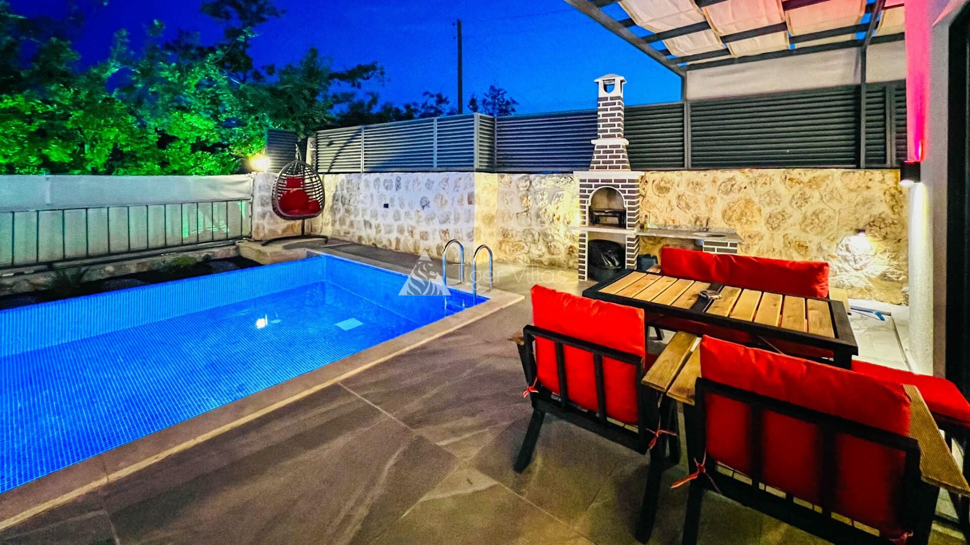 Villa Lantana — 3