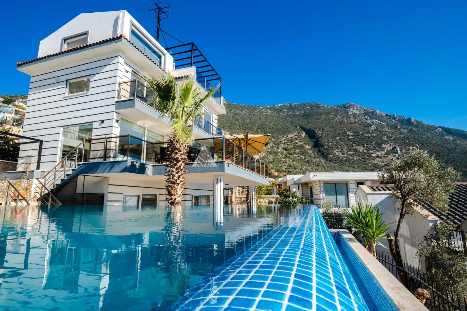 Villa İn The Sky — 11