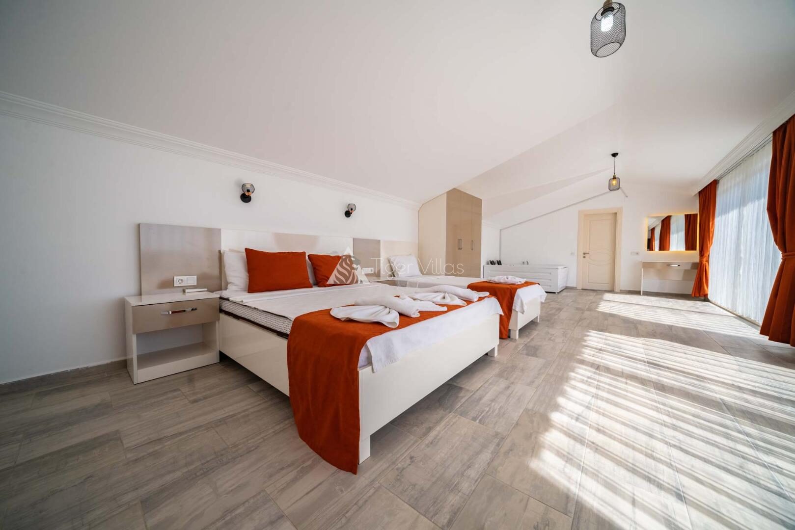 Villa Platos — 85