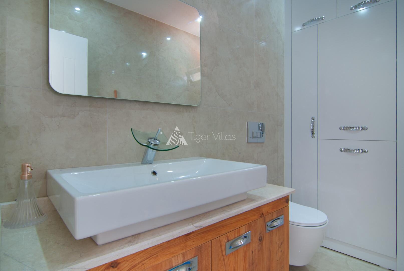 Villa Melo — 40
