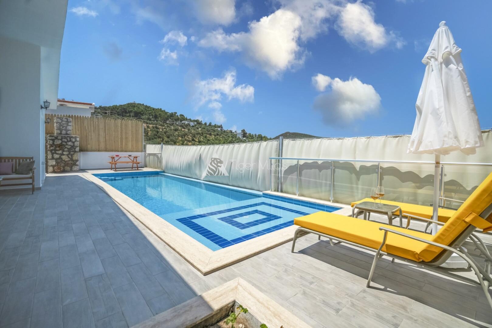 Villa Pandora — 4