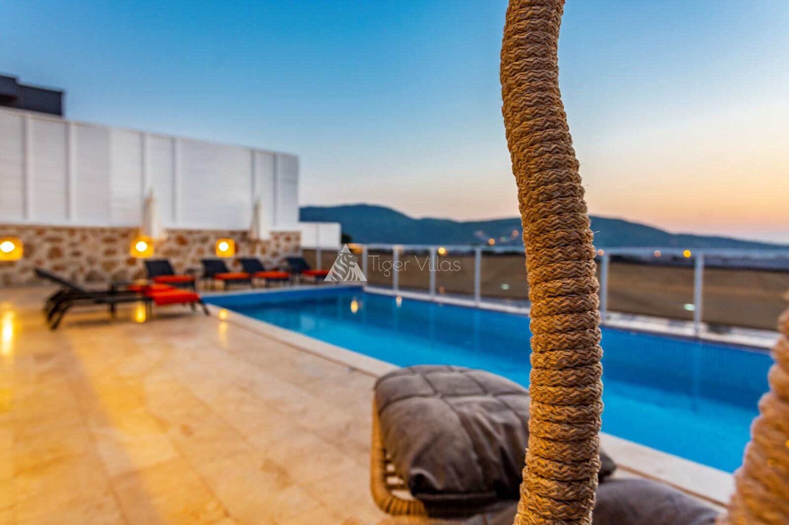 Villa Likya Black – villa for rent in Yeşilköy