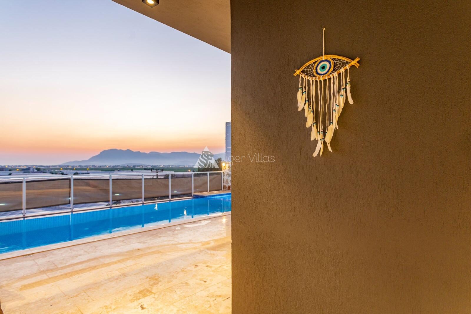 Villa Likya Black – villa for rent in Yeşilköy
