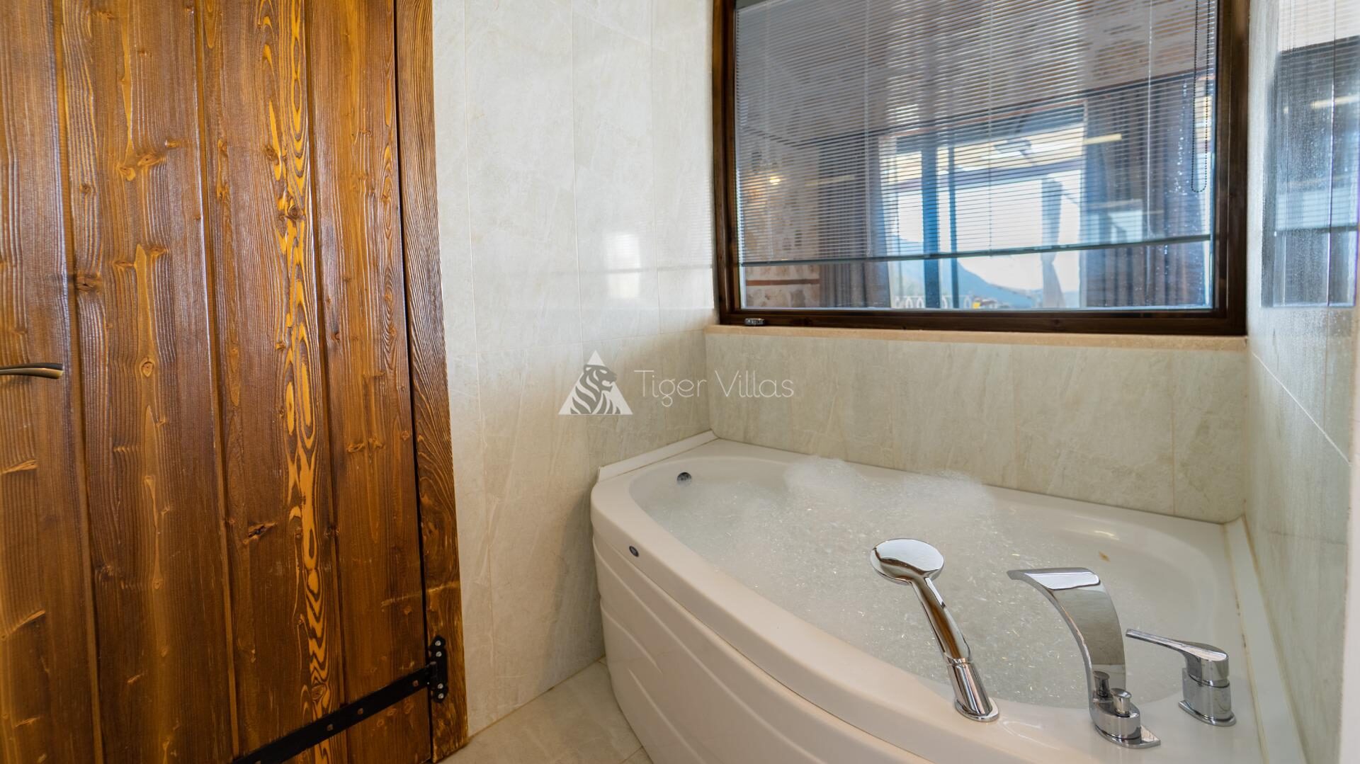 Villa Selen Bathroom 3 – villa for rent in Üzümlü