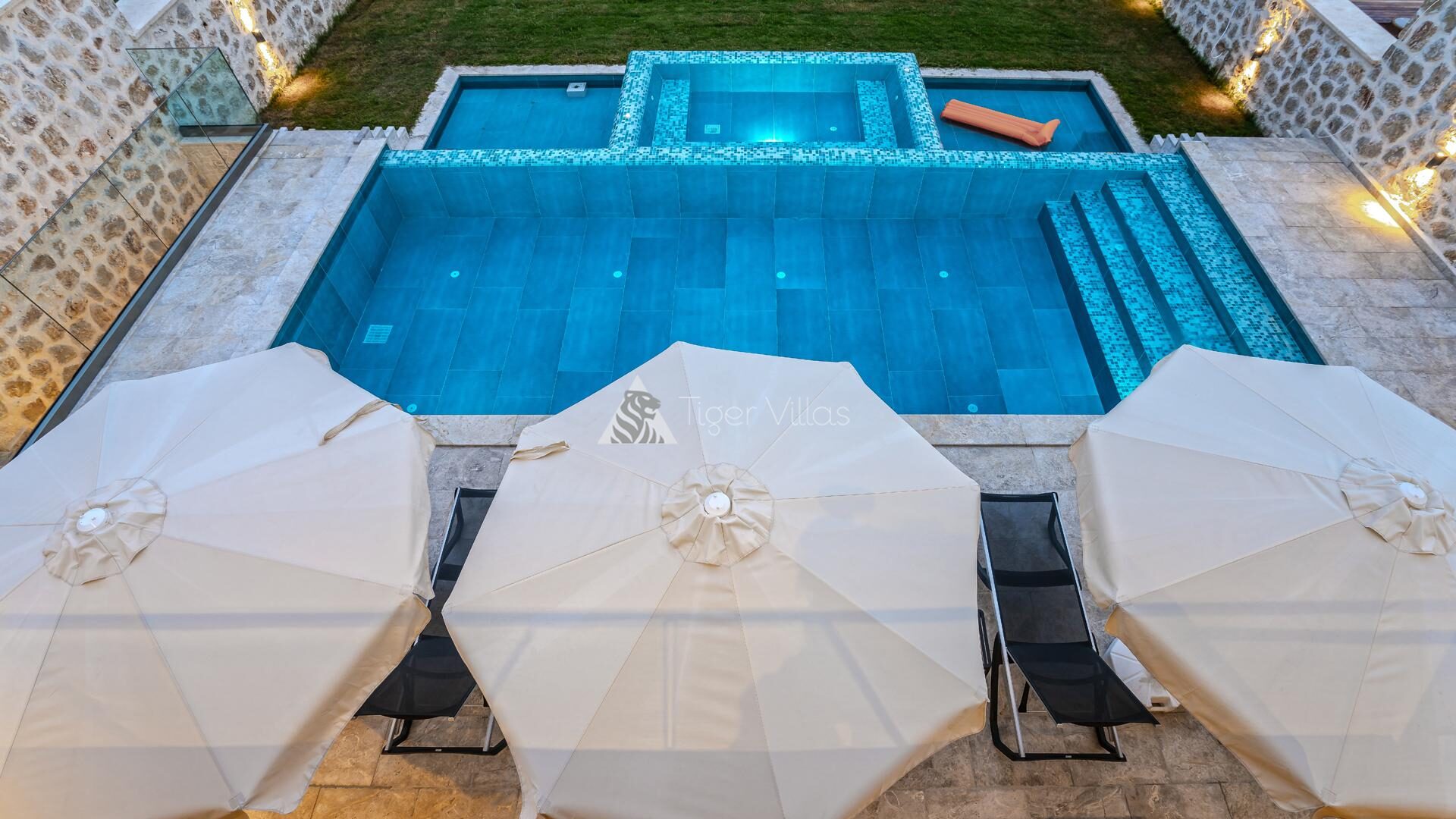 Villa Lion — 20