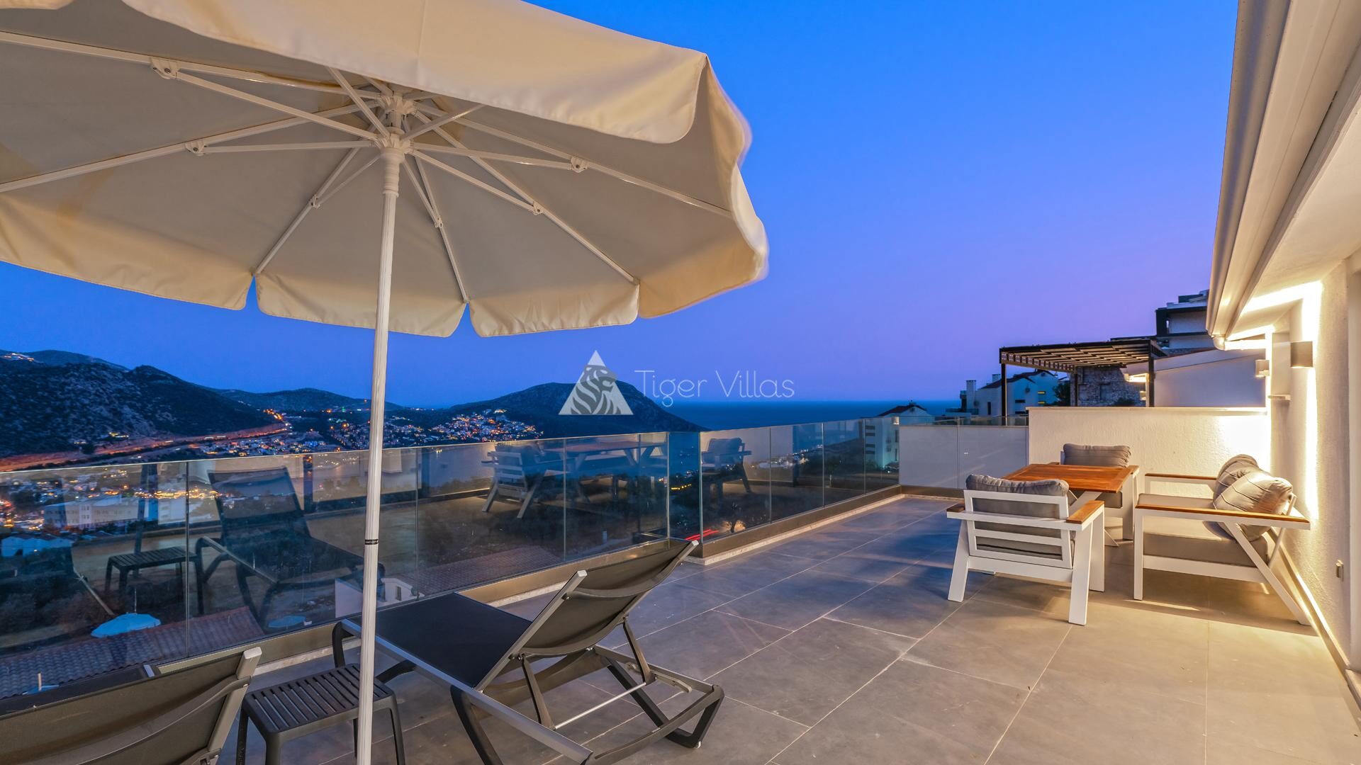 Villa Lion — 33