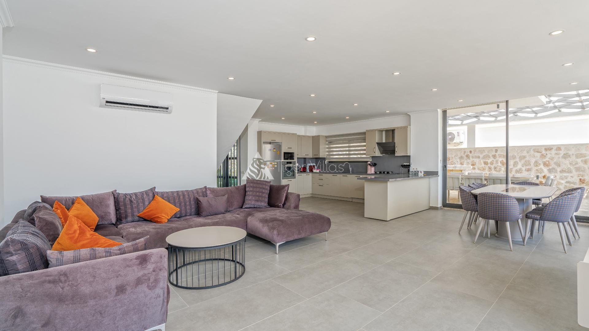 Villa Lion — 92