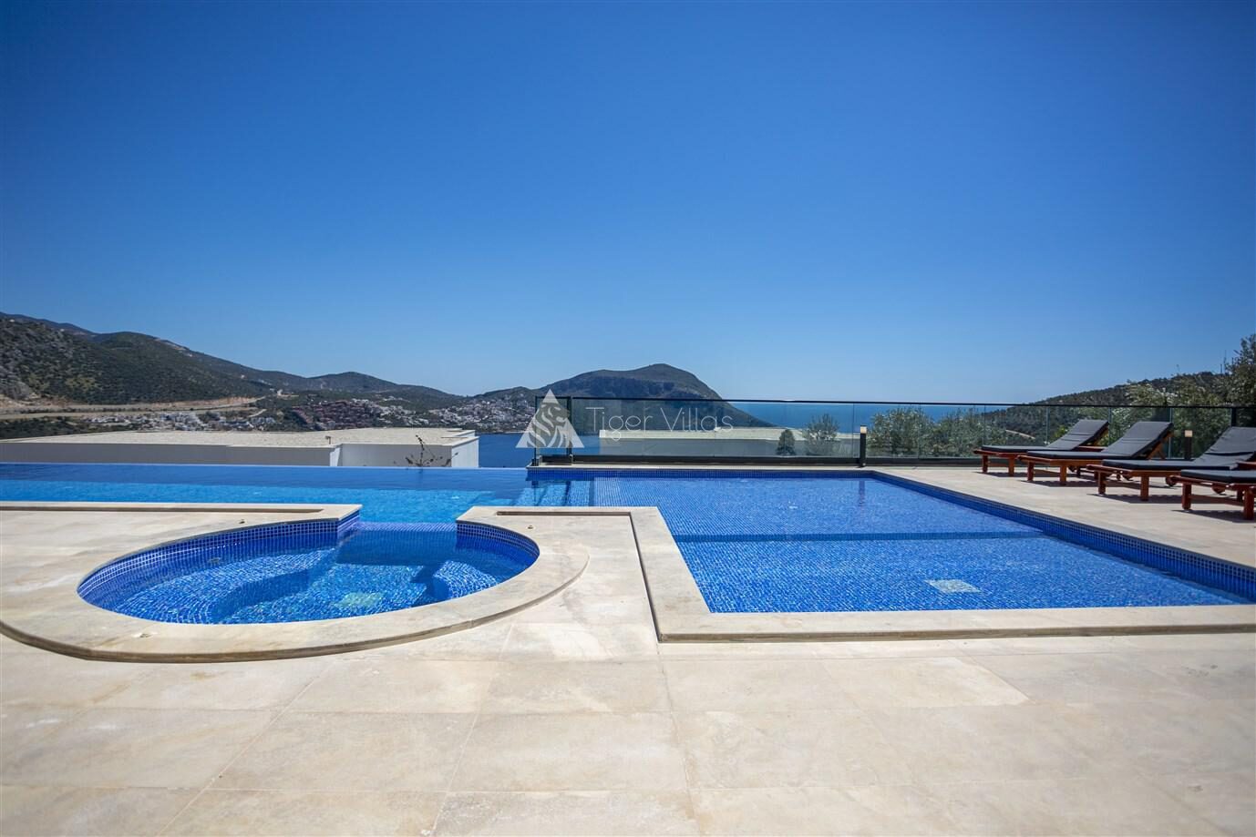 Villa Tigra — 4