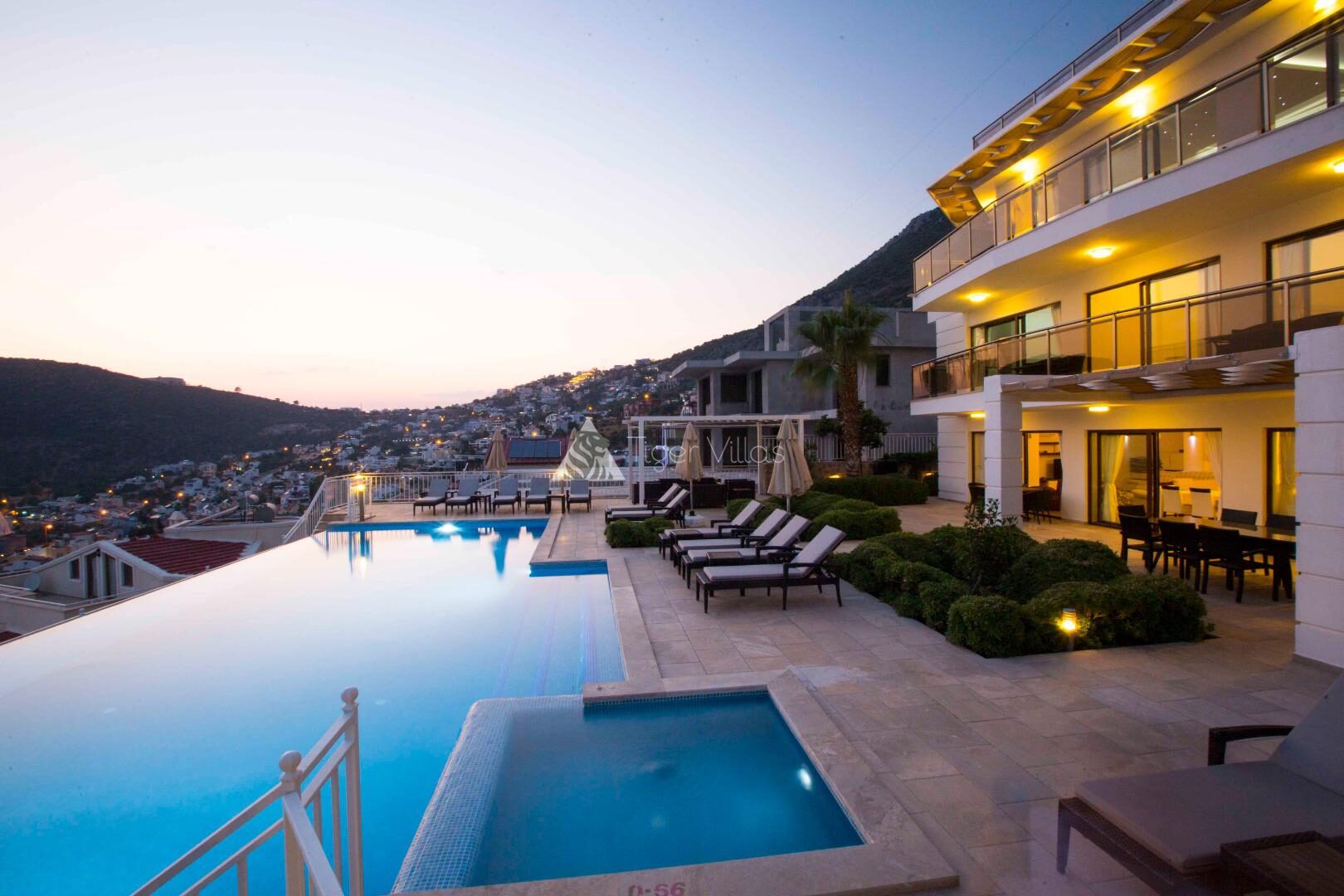 Villa Falcon Lodge — 18
