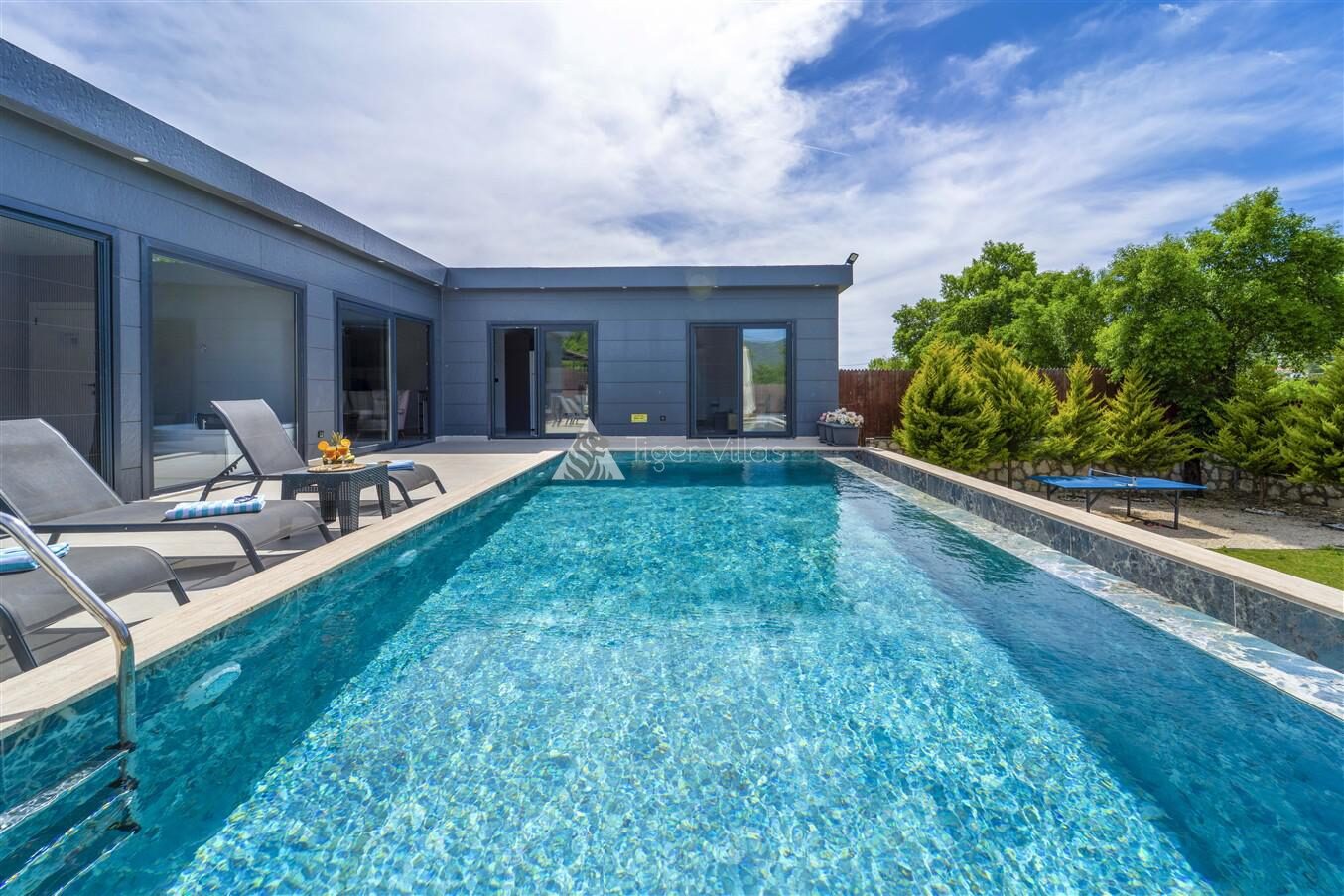 Villa Zemra — 18