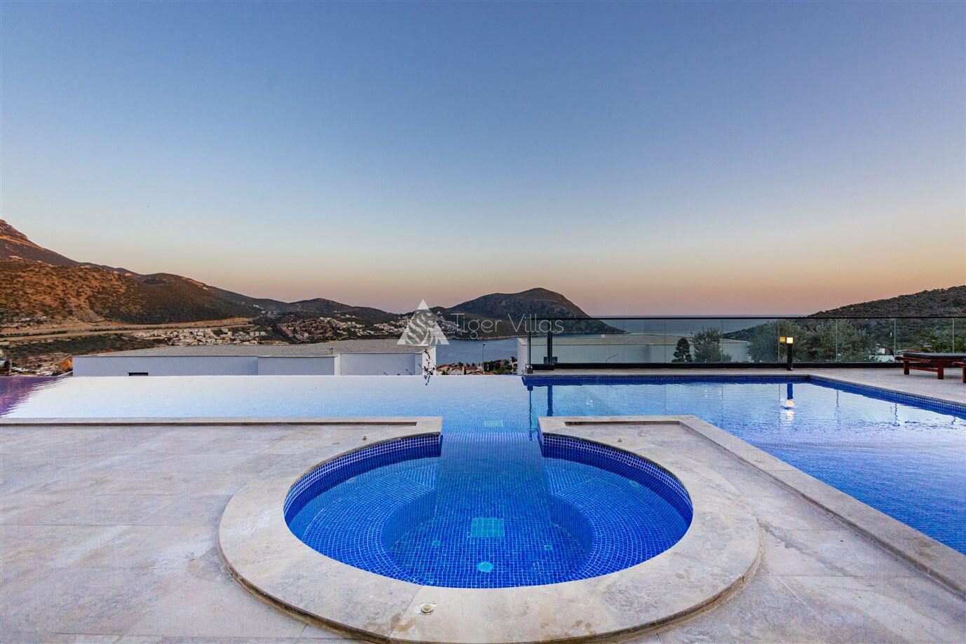 Villa Tigra — 10