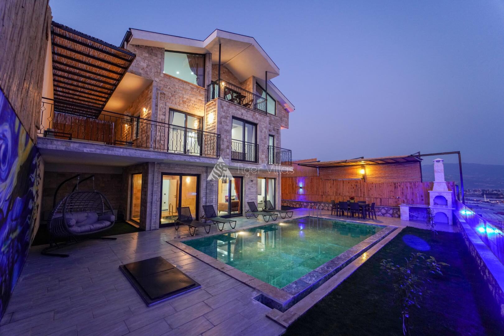 Villa Legendary 1 — 1