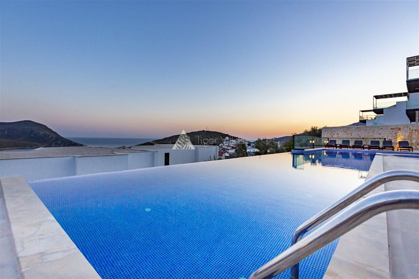 Villa Tigra — 15
