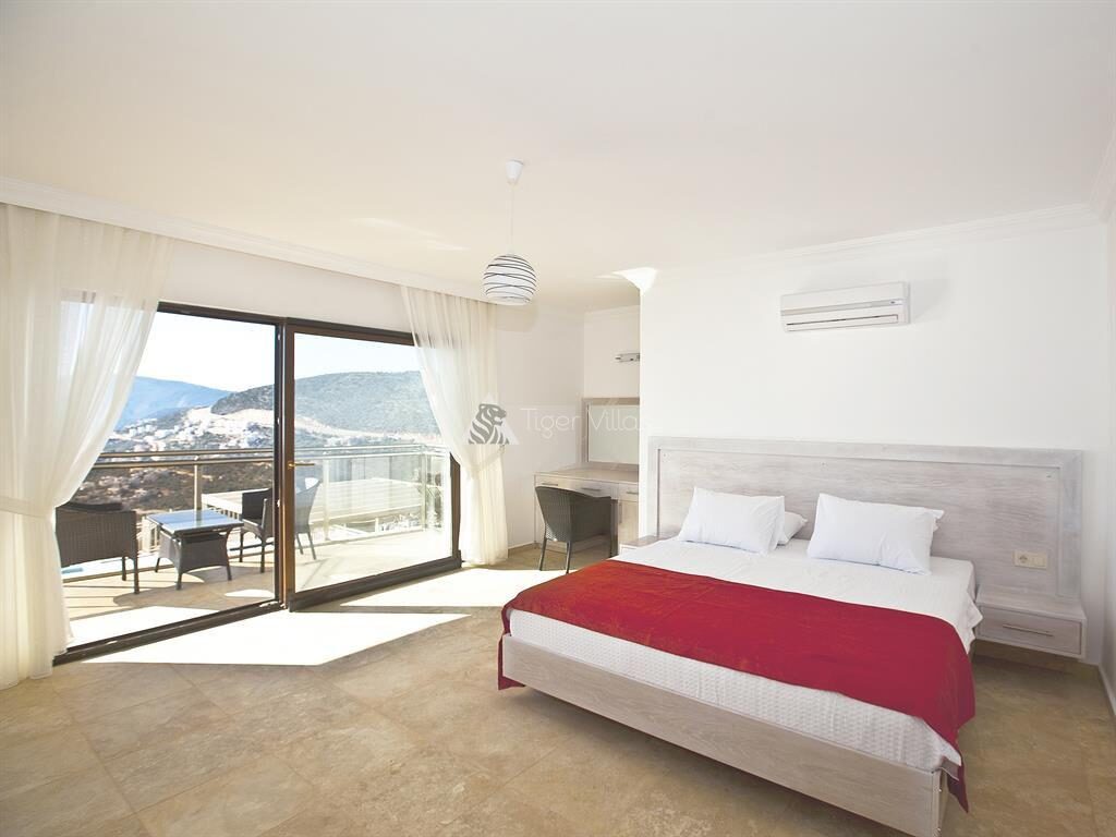 Villa Falcon Lodge — 31
