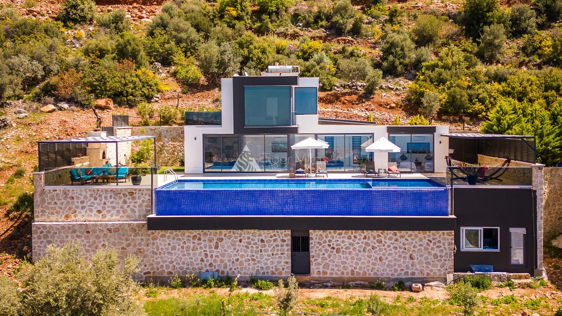 Villa Gloksinya — 3