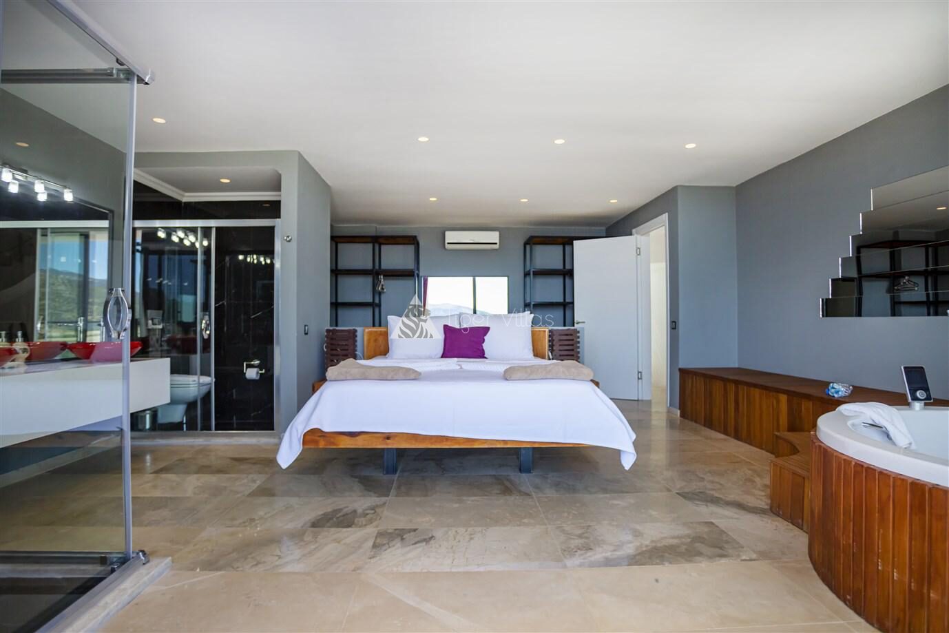 Villa Tigra — 40