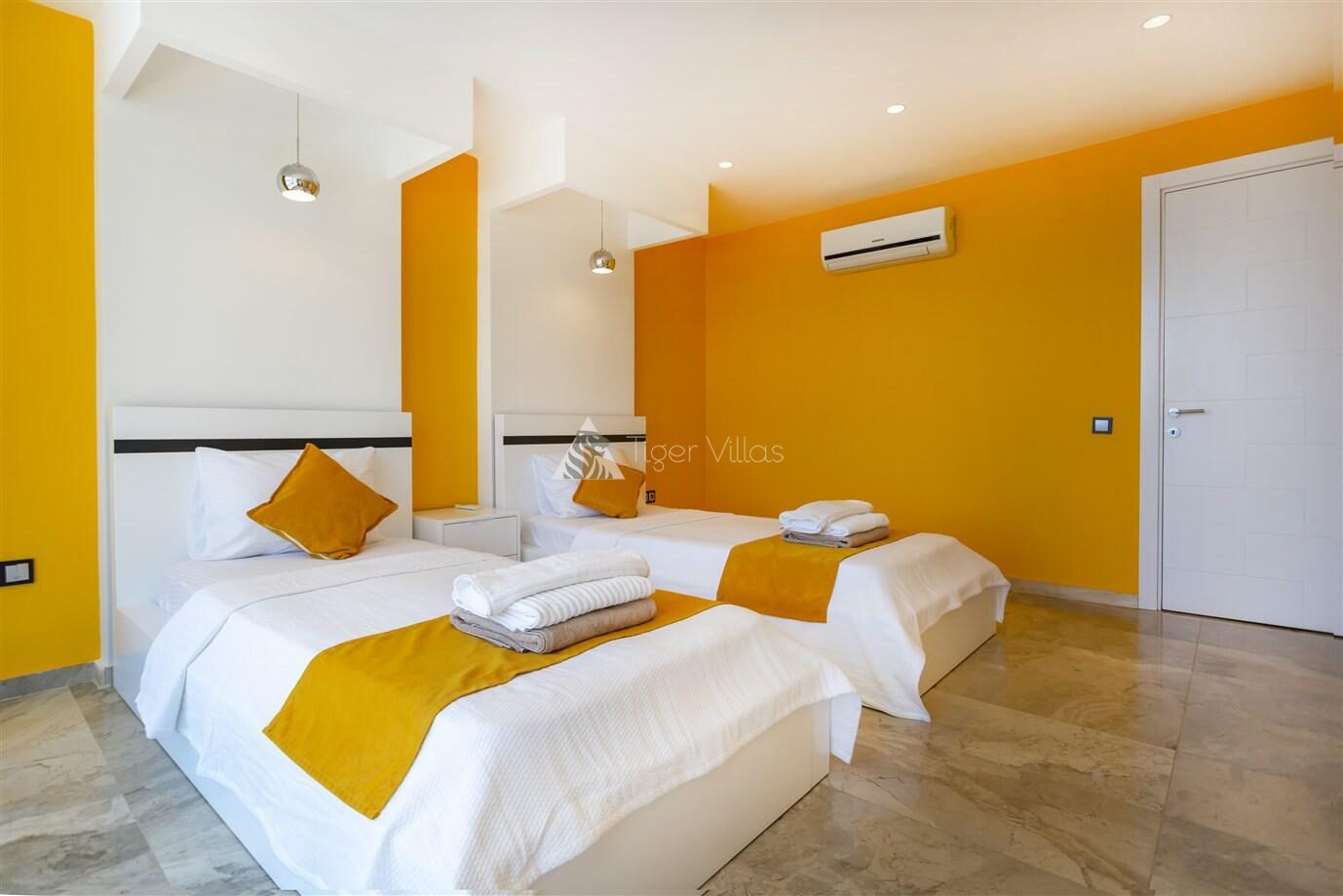 Villa Tigra — 47