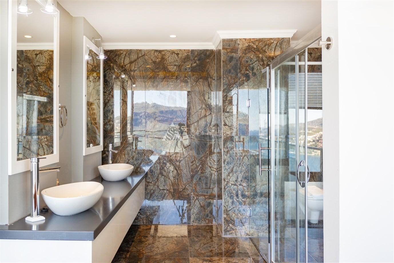 Villa Tigra — 51