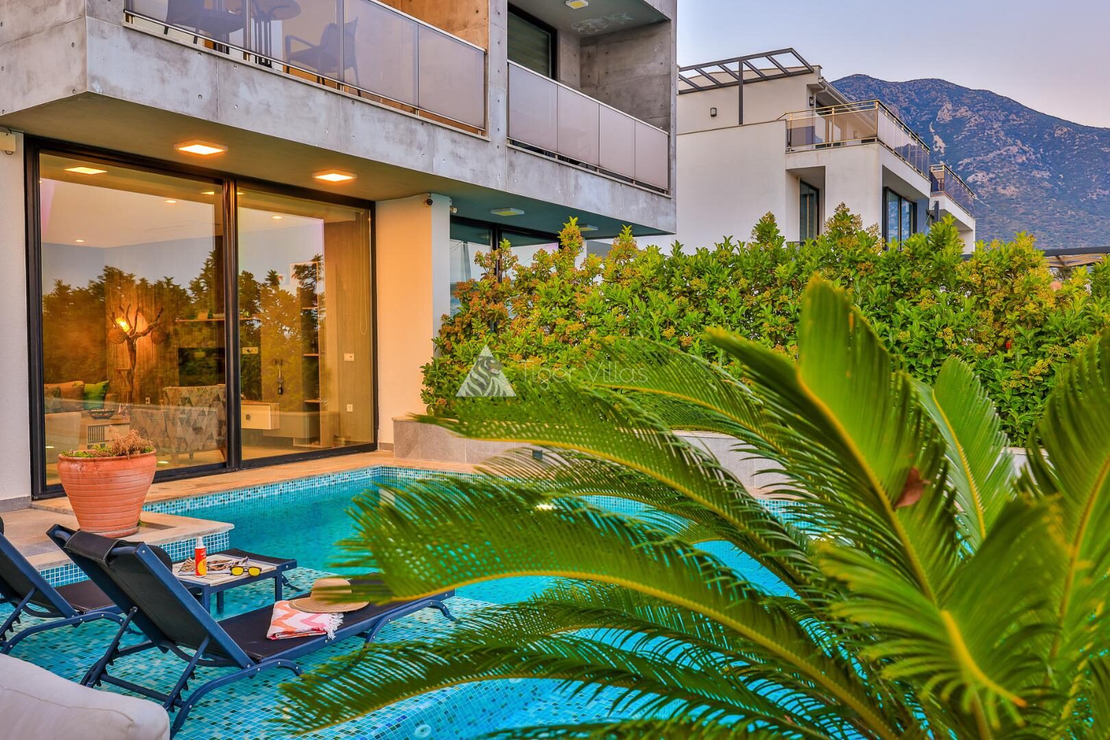 Villa Hecky Extra — 2