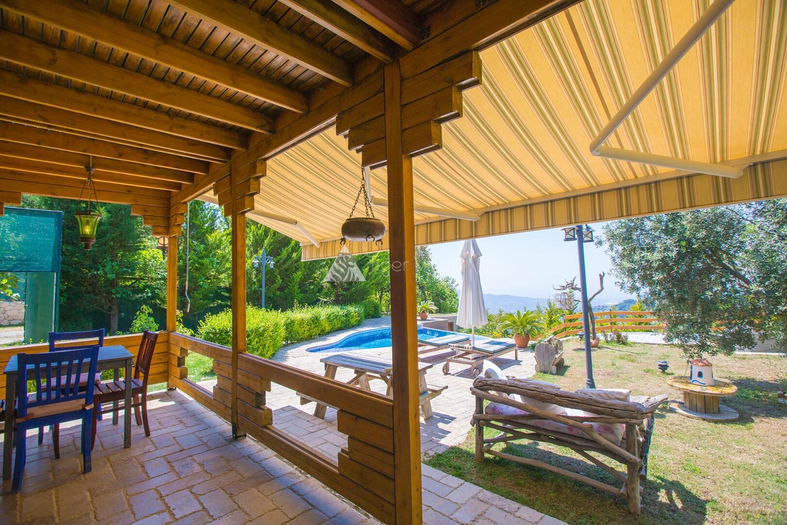 Villa Zeytin Evi Garden & terrace 5 – villa for rent in İslamlar