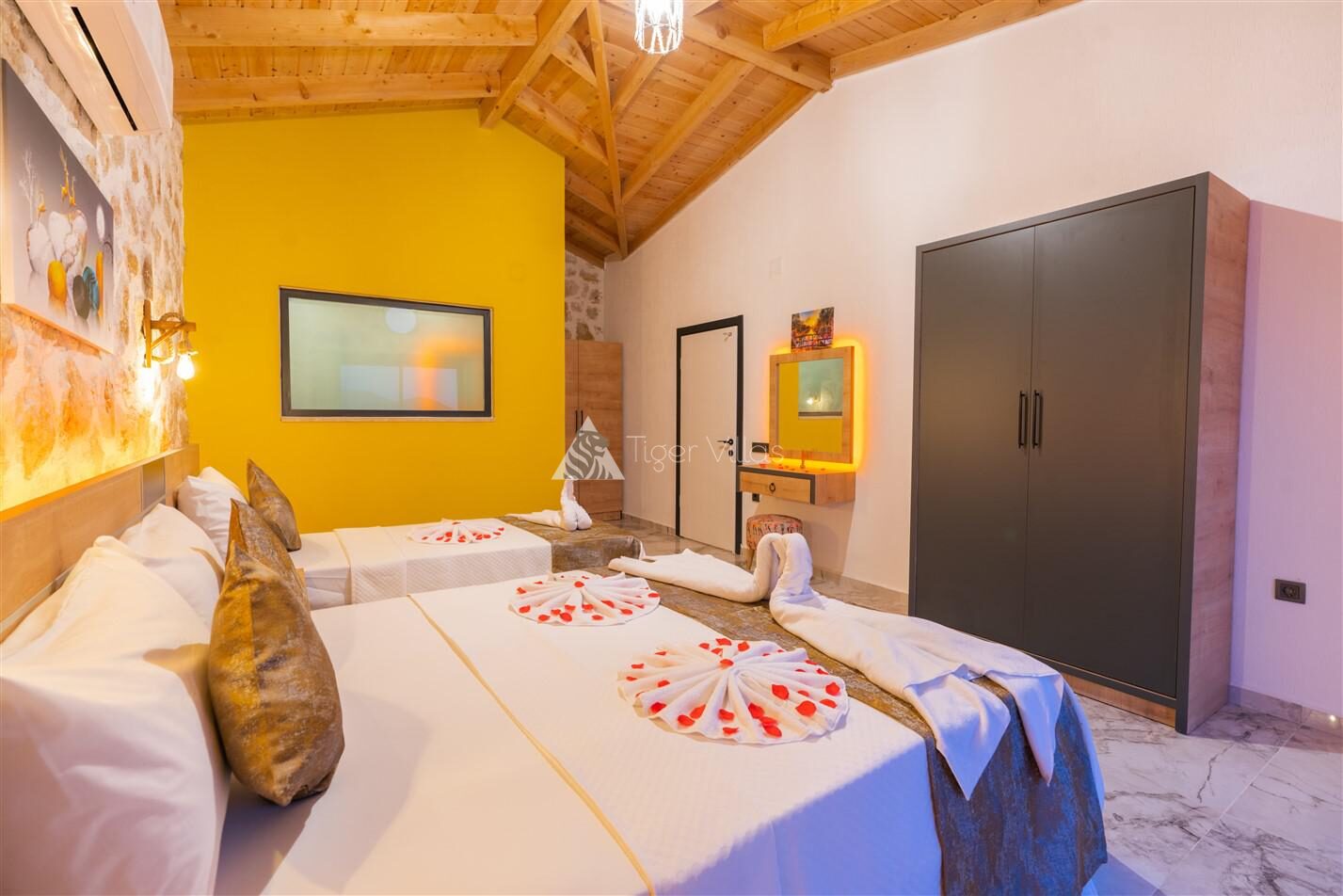 Villa Estrella — 47