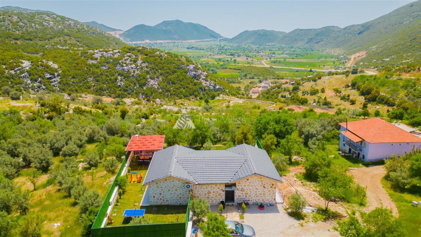 Villa Estrella — 53